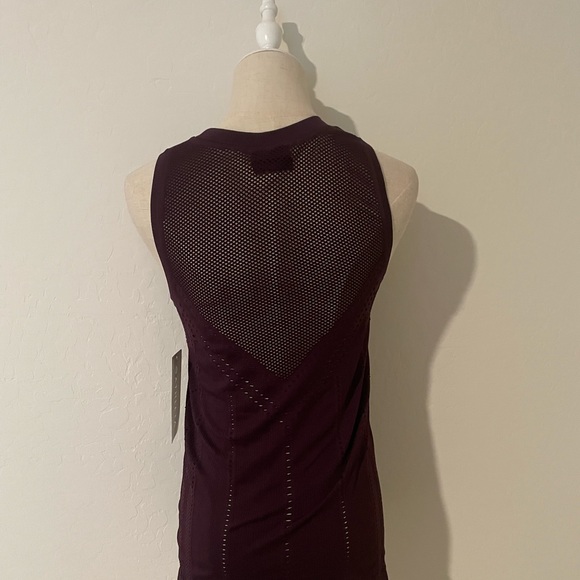 Athleta Oxygen Two-Toned Tank in Deep Burgundy/Grape Color - Picture 6 of 7